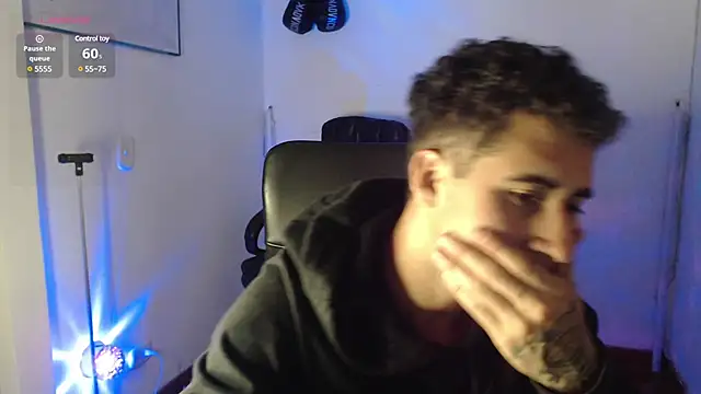 Snapshot of Daiki_Jack chatting on March 21, 2025, 11:12 pm Daiki Jack online show from March 21, 2025, 11:12 pm