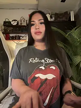 BigDominaMia online show from March 21, 2026, 8:19 am