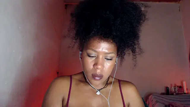 Snapshot of cherry_cleou chatting on February 5, 2025, 7:53 pm cherry cleou online show from February 5, 2025, 7:53 pm