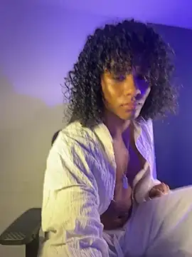 Lucas eevans online show from March 8, 2026, 1:36 pm