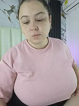 mollieblue69 online show from June 2, 2026, 1:00 pm