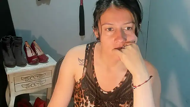 sandyquinnxx online show from February 24, 2026, 8:42 pm