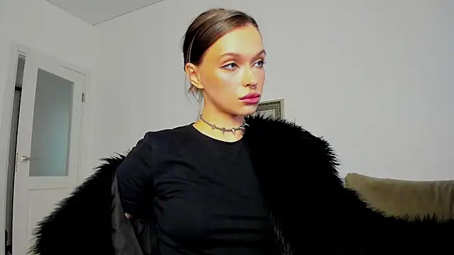 Kossie  online show from October 23, 2025, 6:39 pm