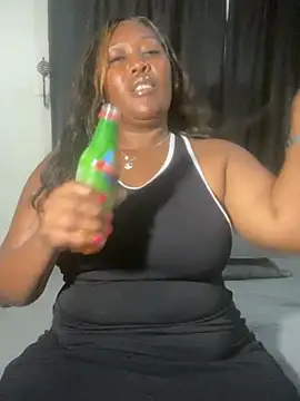 Snapshot of Cardiebae89 chatting on June 7, 2026, 8:08 am Cardiebae89 online show from June 7, 2026, 8:08 am