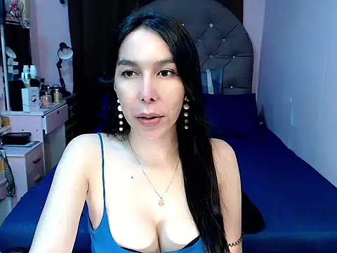 TSDESIREcindy29 online show from November 10, 2025, 11:37 am