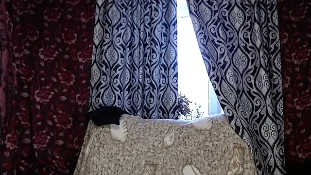 Snapshot of EmilyDoth chatting on November 28, 2025, 4:34 am EmilyDoth online show from November 28, 2025, 4:34 am