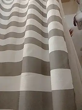 eatmeplease44 online show from March 8, 2026, 9:29 pm