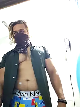 Snapshot of kaizercool1 chatting on January 17, 2025, 10:00 am kaizercool1 online show from January 17, 2025, 10:00 am