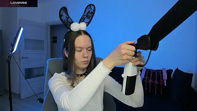 DivineBite online show from February 23, 2026, 2:39 pm