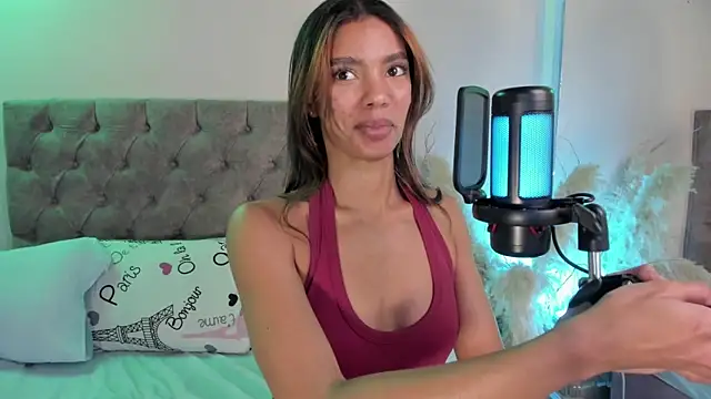 liagirl cute online show from February 4, 2026, 3:12 am