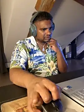 Bandusrilankasexymen online show from May 24, 2026, 9:47 pm