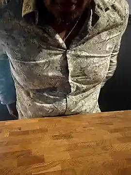 Bandusrilankasexymen online show from October 1, 2025, 10:13 pm