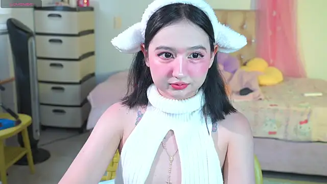 Snapshot of Pinkie_Princes chatting on June 7, 2026, 2:22 pm Pinkie Princes online show from June 7, 2026, 2:22 pm
