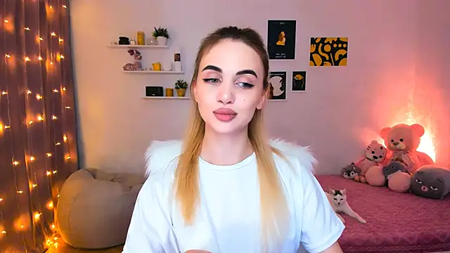 aPieceOfJoy online show from December 25, 2024, 12:27 am