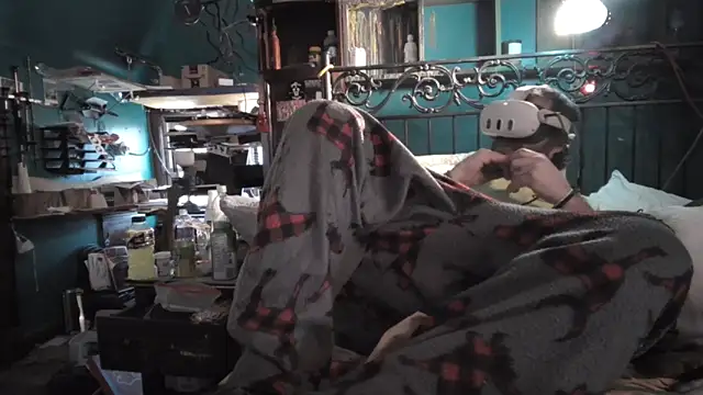 charactrzero online show from March 14, 2026, 12:22 pm