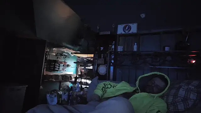 charactrzero online show from April 19, 2026, 1:01 pm