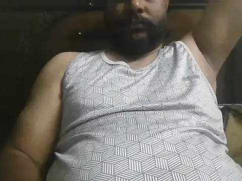 Indersaini148 online show from May 2, 2026, 7:13 am