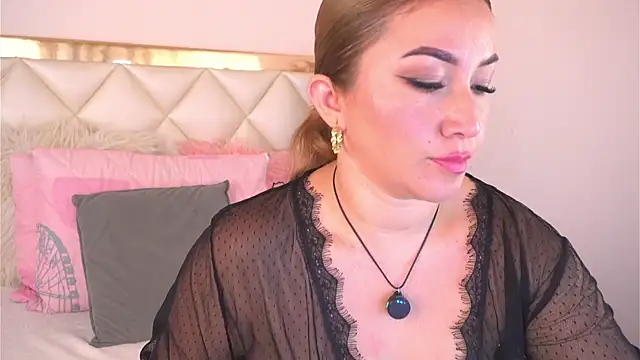 KendalEvanz online show from February 14, 2026, 3:40 am