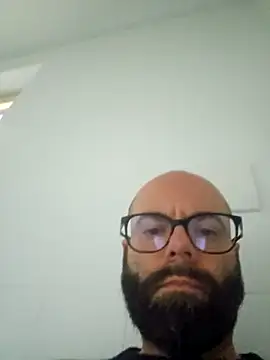 Dolceporco19 online show from April 1, 2026, 4:15 pm