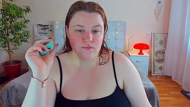 PolinaSalvatore online show from March 27, 2026, 12:06 pm