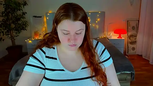 PolinaSalvatore online show from February 20, 2026, 7:16 pm