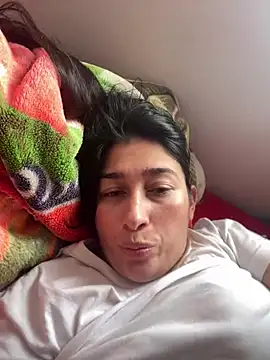 andreaisis2 online show from May 13, 2026, 5:42 pm