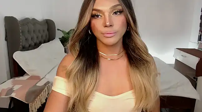 liaa lurrecams online show from January 8, 2025, 3:39 pm