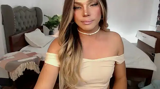 liaa lurrecams online show from January 7, 2025, 4:16 pm