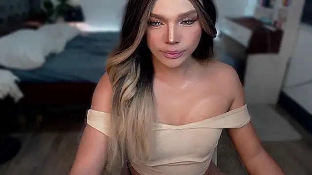 liaa lurrecams online show from November 19, 2025, 10:15 am