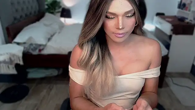 liaa lurrecams online show from September 12, 2025, 10:15 am