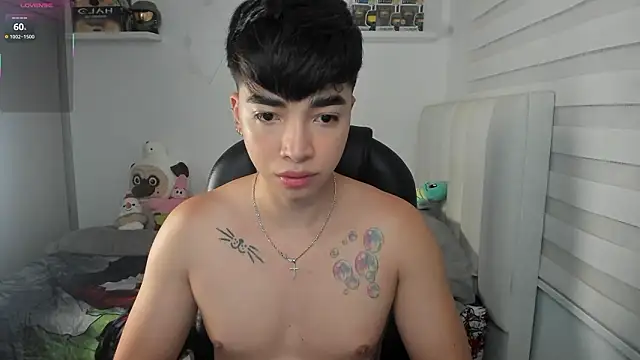 santy7v7 online show from February 26, 2026, 1:33 pm