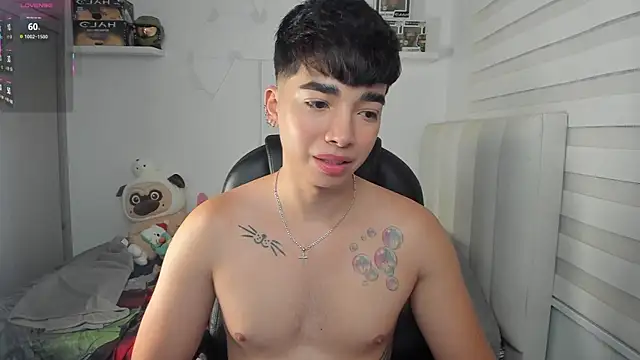 santy7v7 online show from April 10, 2026, 1:29 pm