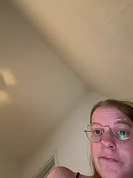 jannis1992 online show from May 10, 2026, 6:54 pm