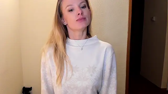 Snapshot of Annloveyou chatting on October 26, 2025, 10:43 pm Annloveyou online show from October 26, 2025, 10:43 pm