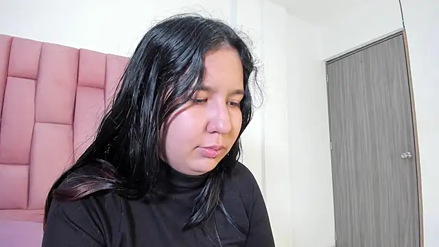 Snapshot of Lia_sarahi chatting on December 3, 2025, 11:42 am Lia sarahi online show from December 3, 2025, 11:42 am