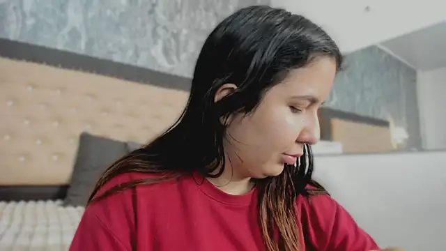 Snapshot of Lia_sarahi chatting on November 7, 2025, 11:37 am Lia sarahi online show from November 7, 2025, 11:37 am