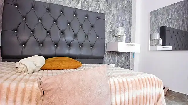 Lia sarahi online show from February 9, 2026, 12:25 pm