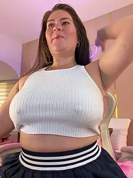 Snapshot of lena_paulxo chatting on May 24, 2026, 3:23 pm lena paulxo online show from May 24, 2026, 3:23 pm