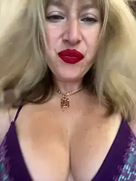 Kittenforyou online show from July 29, 2026, 8:24 am
