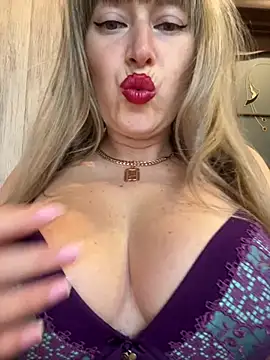 Kittenforyou online show from February 21, 2026, 2:19 pm