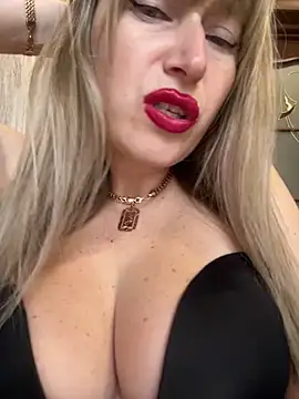 Kittenforyou online show from March 27, 2026, 1:34 pm