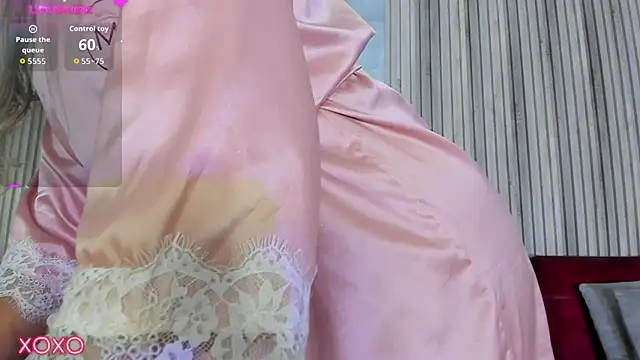 Snapshot of BriannaChelsea chatting on October 29, 2025, 12:04 pm BriannaChelsea online show from October 29, 2025, 12:04 pm