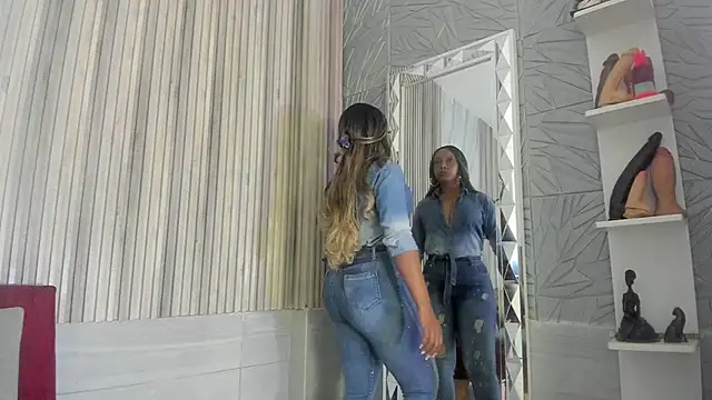 BriannaChelsea online show from January 6, 2026, 11:58 am