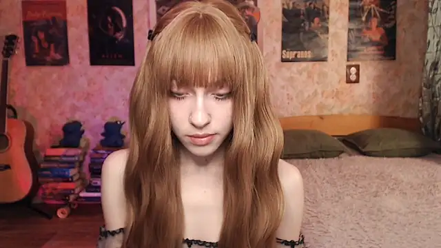 Friendly Ellie online show from November 17, 2025, 11:09 pm