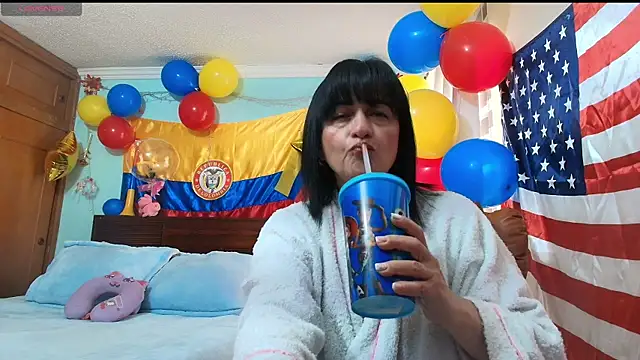 Snapshot of ISABEEL_SOFIA01 chatting on June 27, 2026, 4:24 pm ISABEEL SOFIA01 online show from June 27, 2026, 4:24 pm