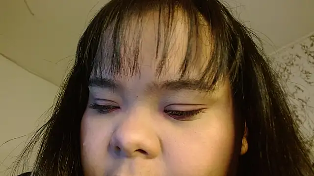 sexychubby    online show from October 9, 2025, 6:19 pm