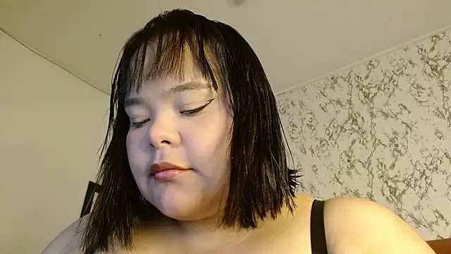 sexychubby    online show from September 26, 2025, 2:46 pm