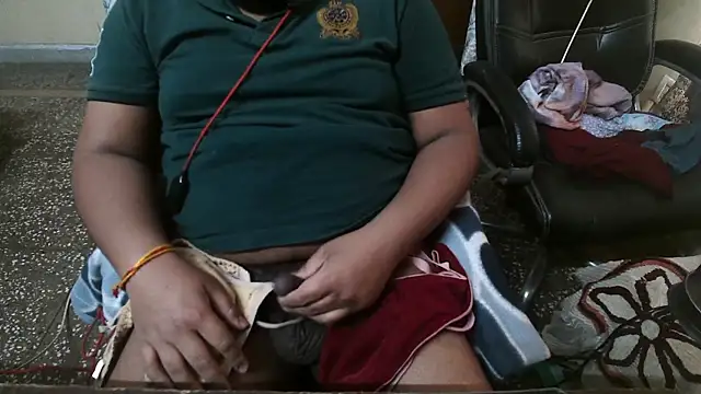 Snapshot of indianboy894 chatting on March 2, 2025, 10:47 am indianboy894 online show from March 2, 2025, 10:47 am