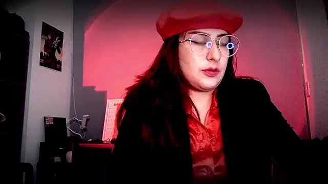 Snapshot of Scarlett_Sen chatting on December 17, 2025, 6:02 pm Scarlett Sen online show from December 17, 2025, 6:02 pm