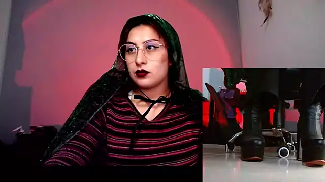 Snapshot of Scarlett_Sen chatting on October 29, 2025, 3:00 pm Scarlett Sen online show from October 29, 2025, 3:00 pm